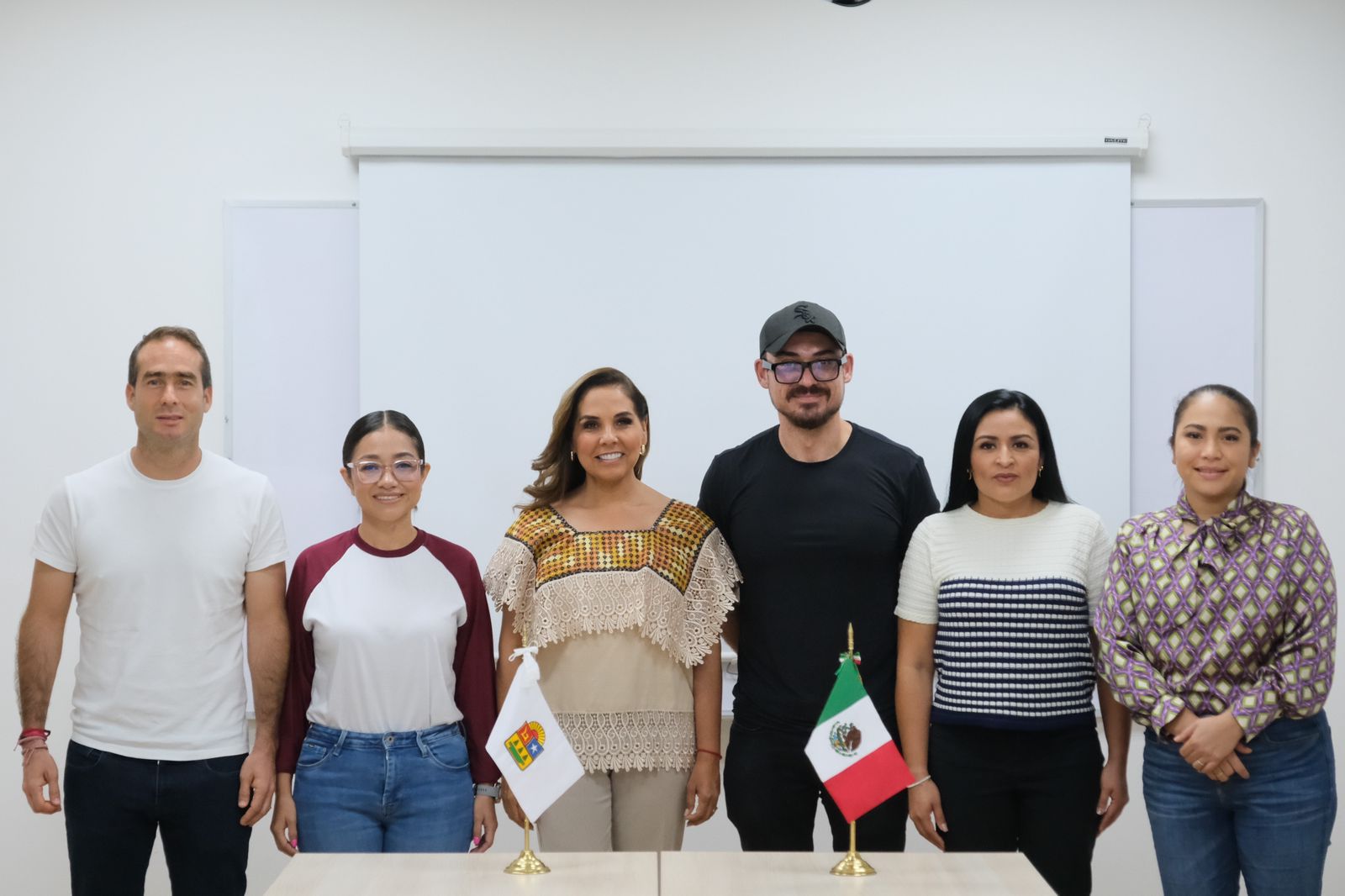 Encabezan Mara Lezama y Román Meyer presentación de instrumentos para el crecimiento ordenado de los municipios de Quintana Roo